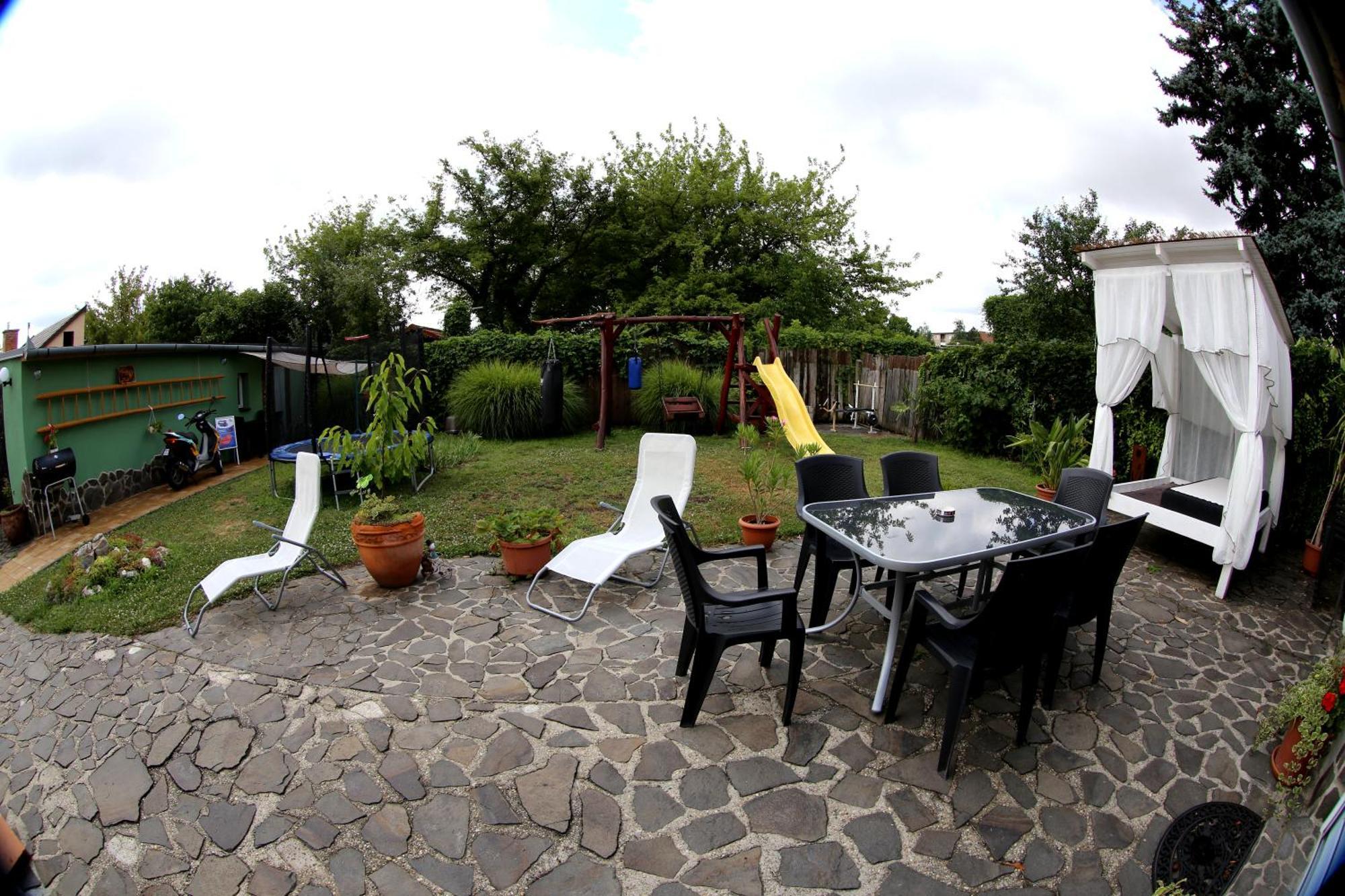 Villa Ametyst Štúrovo Exterior foto